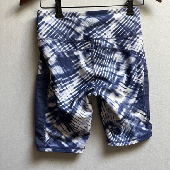Joe Fresh Blue Tie-Dye Activewear Set Women’s Workout Crop Top & Shorts Sz S - Picture 8 of 11